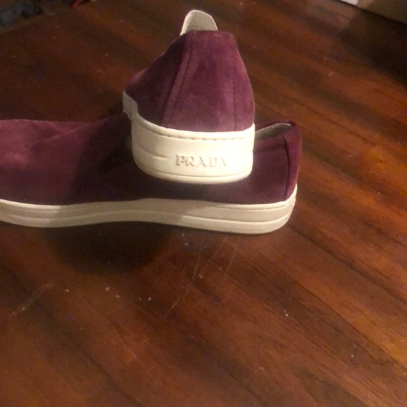 Prada shoes - Picture 3 of 3